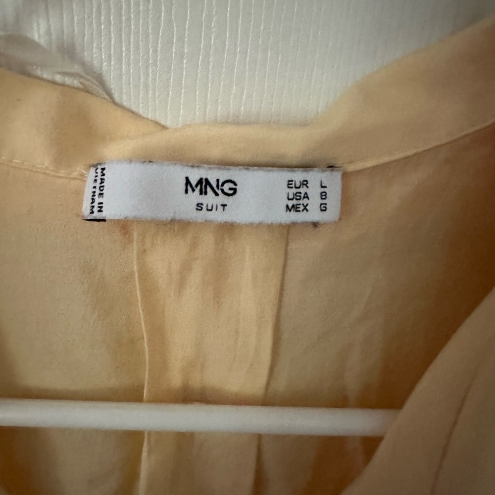 MANGO Yellow button down tank - Picture 3 of 4